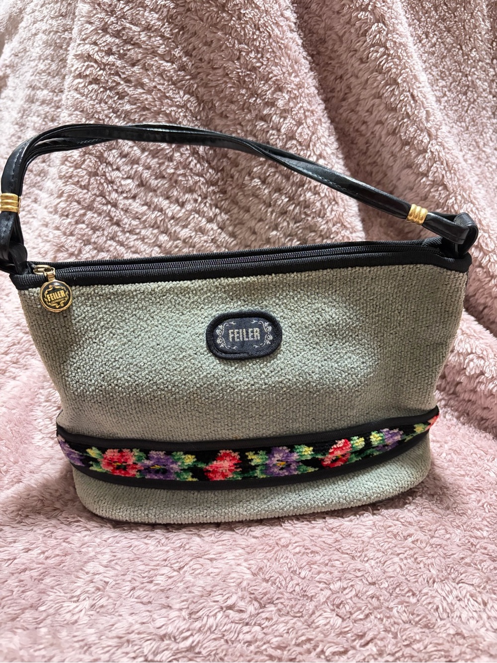 Feiler Sage Green Floral Accent Shoulder Bag